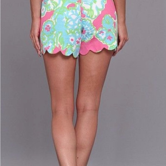 Lilly Pulitzer shorts size 0. The Buttercup Short EUC - Picture 7 of 7